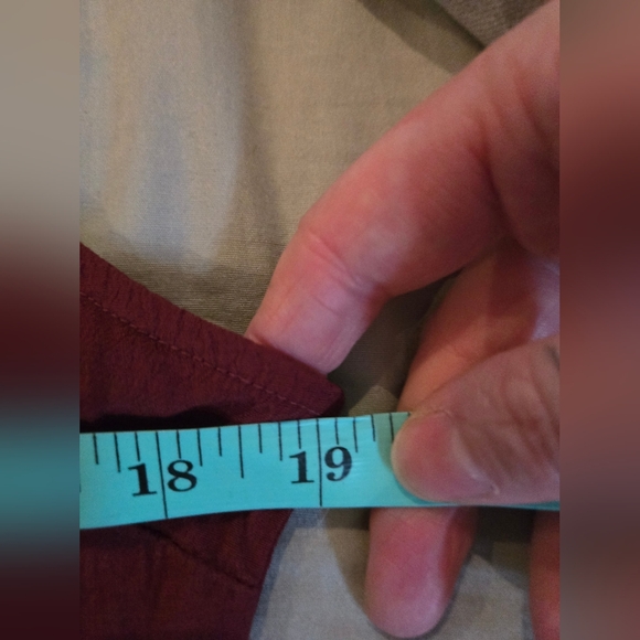 Nanebi Milano | Sleeveless Ruffle Top - Burgundy, Size M - Picture 6 of 7